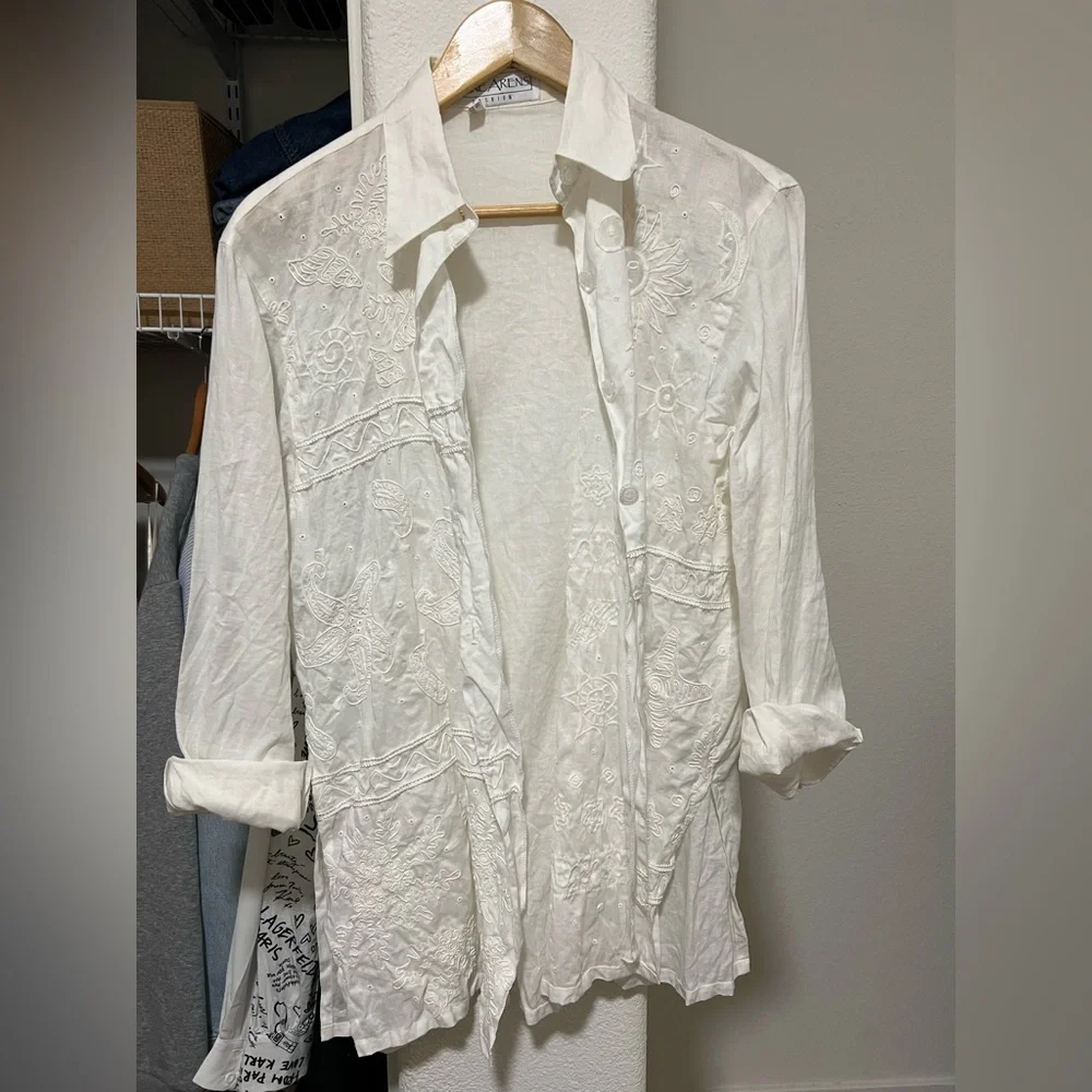 Elegant White Button Down Shirt - Picture 3 of 8